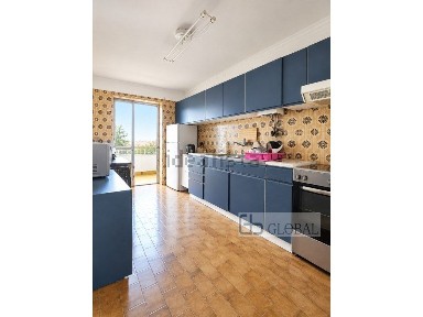 Apartamento T3 à venda na Rua da Alegria, 8 a