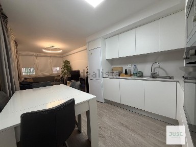 Apartamento T2 à venda na Rua Professor Joaquim Marques Pólvora, 19