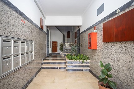 Apartamento T3 à venda na Rua Infanta Dona Beatriz, 4 a