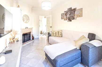 Apartamento T2 à venda na Rua Guilherme Coração s/n