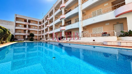 Apartamento T2 à venda na Rua Fernão de Magalhães