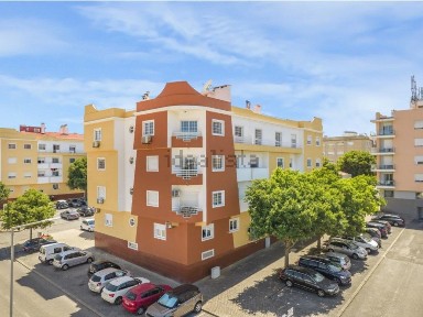Apartamento T3 à venda na Praceta António Silva