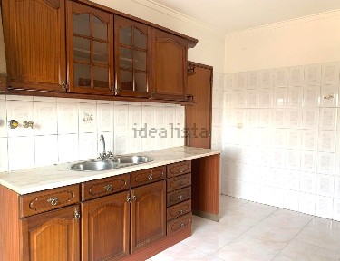 Apartamento T2 à venda na Fogueteiro