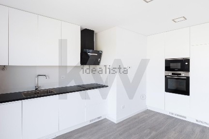 Apartamento T3 à venda na Corte das Cheias