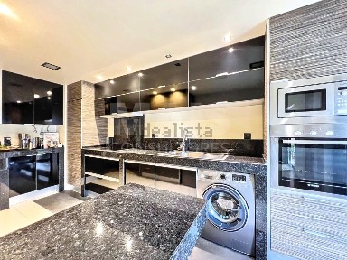 Apartamento T2 à venda na Rua Dom Nuno Álvares Botelho