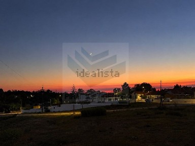 Apartamento T2 à venda na Rua Antiga Fábrica do Tomate