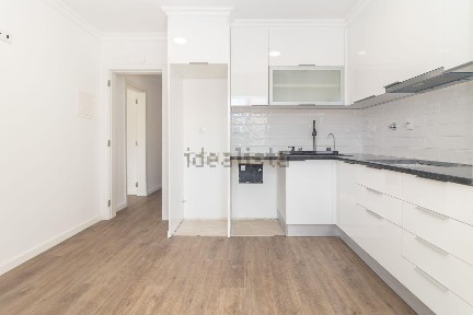 Apartamento T2 à venda na Rua do Trabalhador, 82