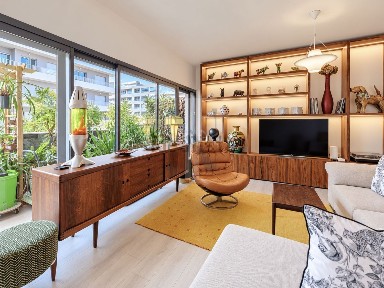 Apartamento T3 à venda na Rua João Gouveia