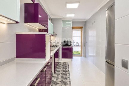 Apartamento T3 à venda em Paços de Brandão
