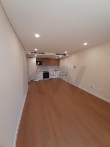 Apartamento T1 à venda na Rua das Cardadeiras s/n