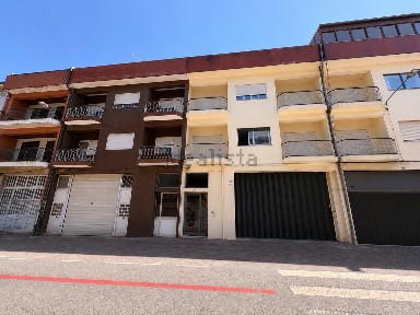 Arrendamento de apartamento T1 na Rua Nova de Santa Cruz
