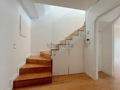 Arrendamento de duplex no N247
