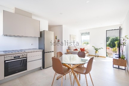 Apartamento T2 à venda na Rua da Água Nova