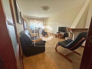 Apartamento T2 à venda na Avenida Dom Nuno Álvares Pereira