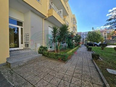 Apartamento T2 à venda na Jovim