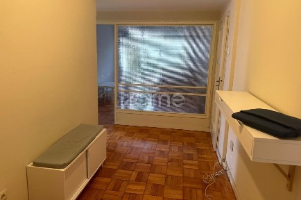 Apartamento T3 à venda na Rua de Vale Formoso, 454