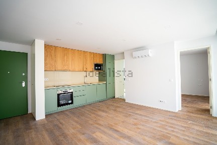 Apartamento T1 à venda na Rua de Santa Catarina s/n
