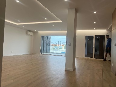 Duplex à venda na Avenida das Portas Abertas, 22