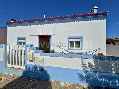 Moradia independente à venda em Santiago do Cacém - Santa Cruz - São Bartolomeu da Serra