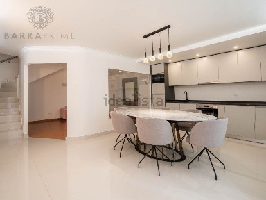 Moradia independente à venda na Quinta do Lago - Pinheiros Altos