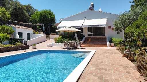 Casa ou moradia à venda na São Romão - Fonte do Touro