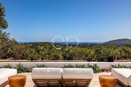 Casa ou moradia à venda em Santa Bárbara de Nexe