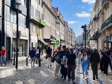 Arrendamento de espaço comercial no Bolhão