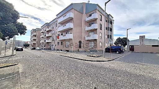 Arrendamento de apartamento T2 na Avenida Monsenhor Bastos