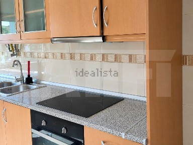 Apartamento T2 à venda na Praceta Maria Matos