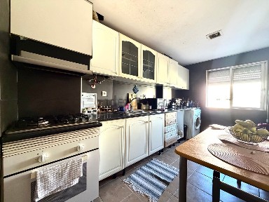 Apartamento T2 à venda na Rua de Diu