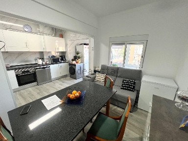 Apartamento T2 à venda na Rua do Mercado