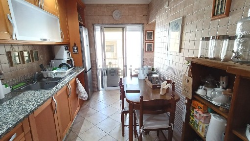 Apartamento T2 à venda na Rua 31 de Janeiro, 1527