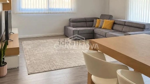 Apartamento T2 à venda na Cavaco s/n