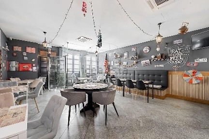 Restaurante, bar para trespasse na Rua dos Biscaínhos, 19