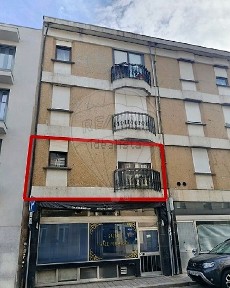 Apartamento T1 à venda na Rua de Vale Formoso