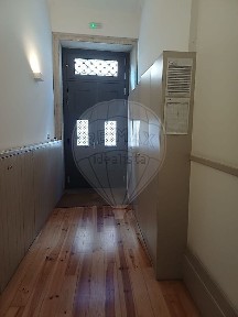 Apartamento T0 à venda no Campo 24 de Agosto