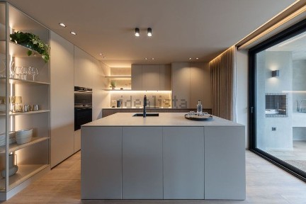 Apartamento T2 à venda na Rua Professor Rocha Pereira s/n
