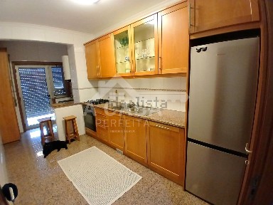 Apartamento T2 à venda em Castêlo da Maia