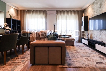 Apartamento T4 à venda em Águas Santas