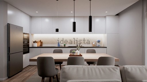 Apartamento T2 à venda na Avenida Egas Moniz, 1842