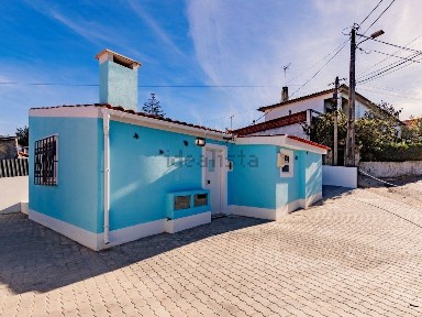 Moradia independente à venda na Sampaio - Maçã