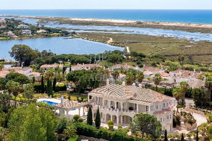 Casa ou moradia à venda na Quinta do Lago - Pinheiros Altos