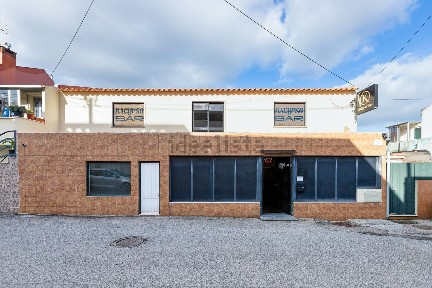 Espaço comercial à venda na Arroja