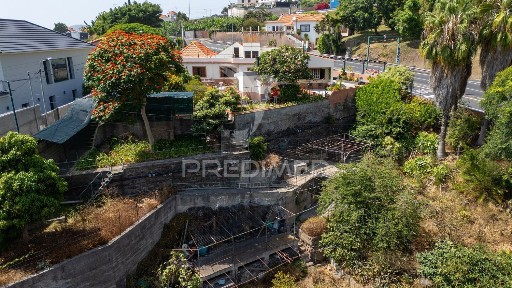 Moradia independente à venda em Santa Luzia