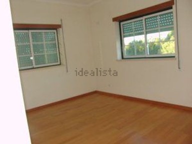 Arrendamento de apartamento T2 na Rua da Associação, 77