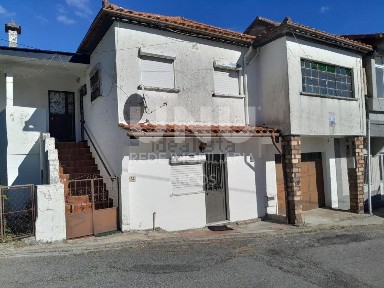 Moradia independente à venda em Soajo