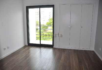 Arrendamento de apartamento T2 na Rua Ivone Silva, 1