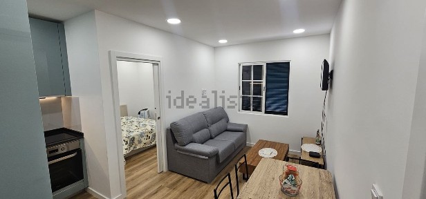 Apartamento T1 à venda na Rua da Casa Branca