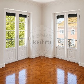 Arrendamento de apartamento T4 no Centro