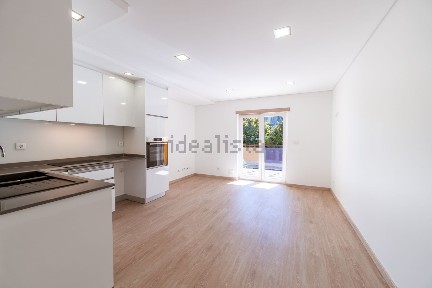 Arrendamento de apartamento T1 na Rua dos Descobridores, 3